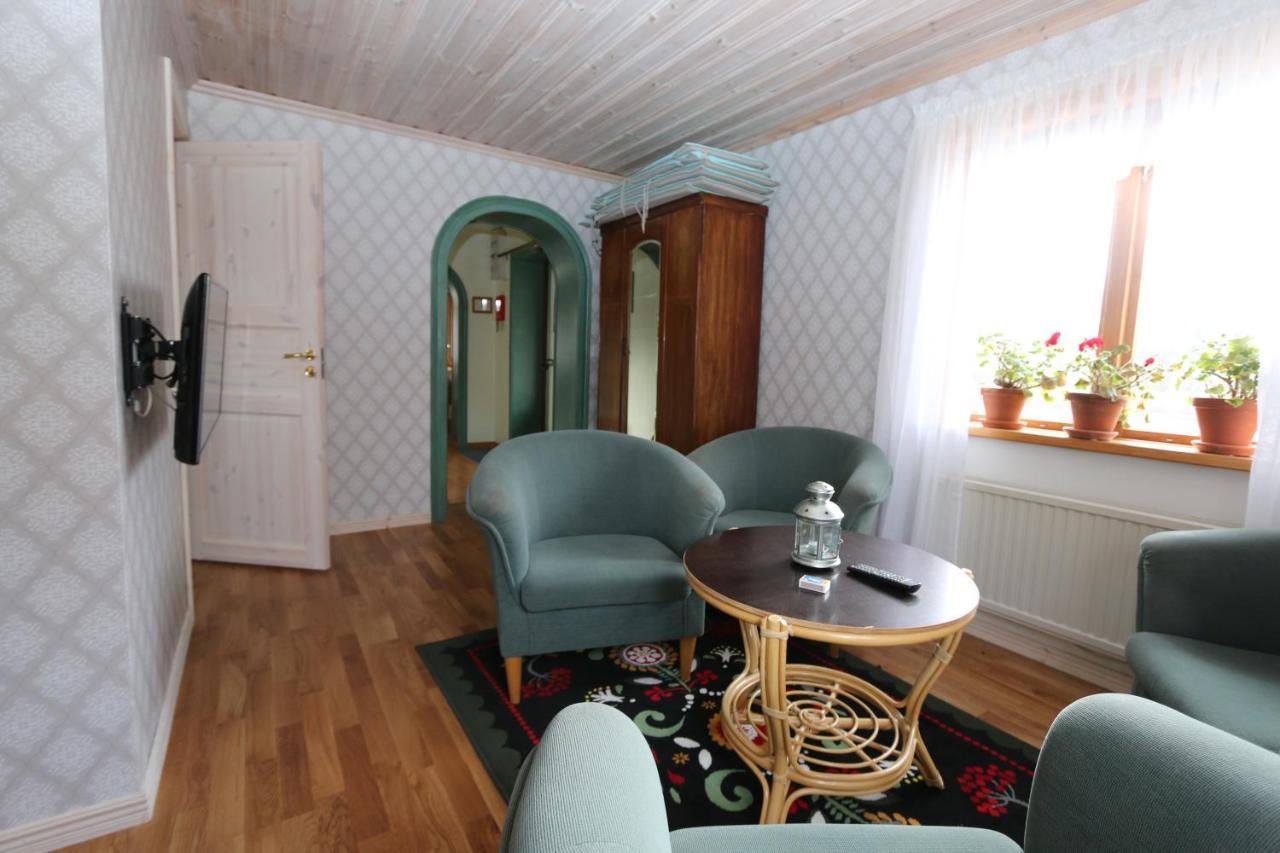 Ratt O Roder Stugby & Konferens Villa Djuras Luaran gambar