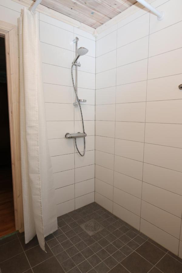 Ratt O Roder Stugby & Konferens Villa Djuras Luaran gambar