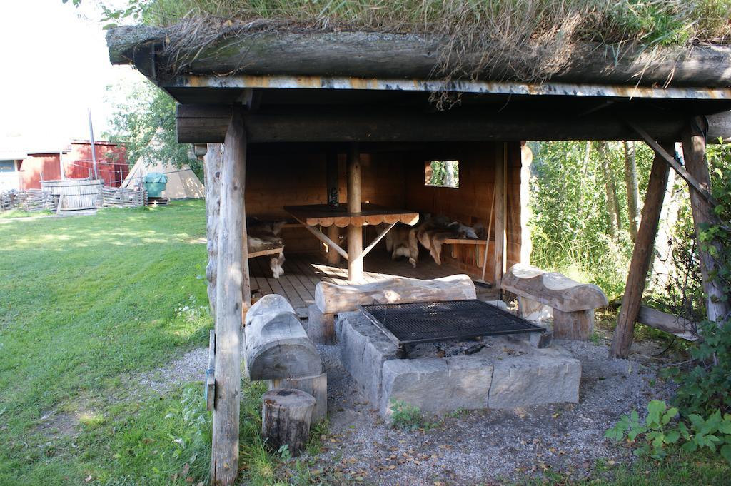Ratt O Roder Stugby & Konferens Villa Djuras Luaran gambar
